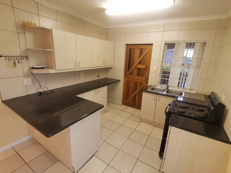 3 Bedroom Property for Sale in Beacon Bay North Eastern Cape